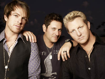 Rascal_Flatts_Crossroads_2013
